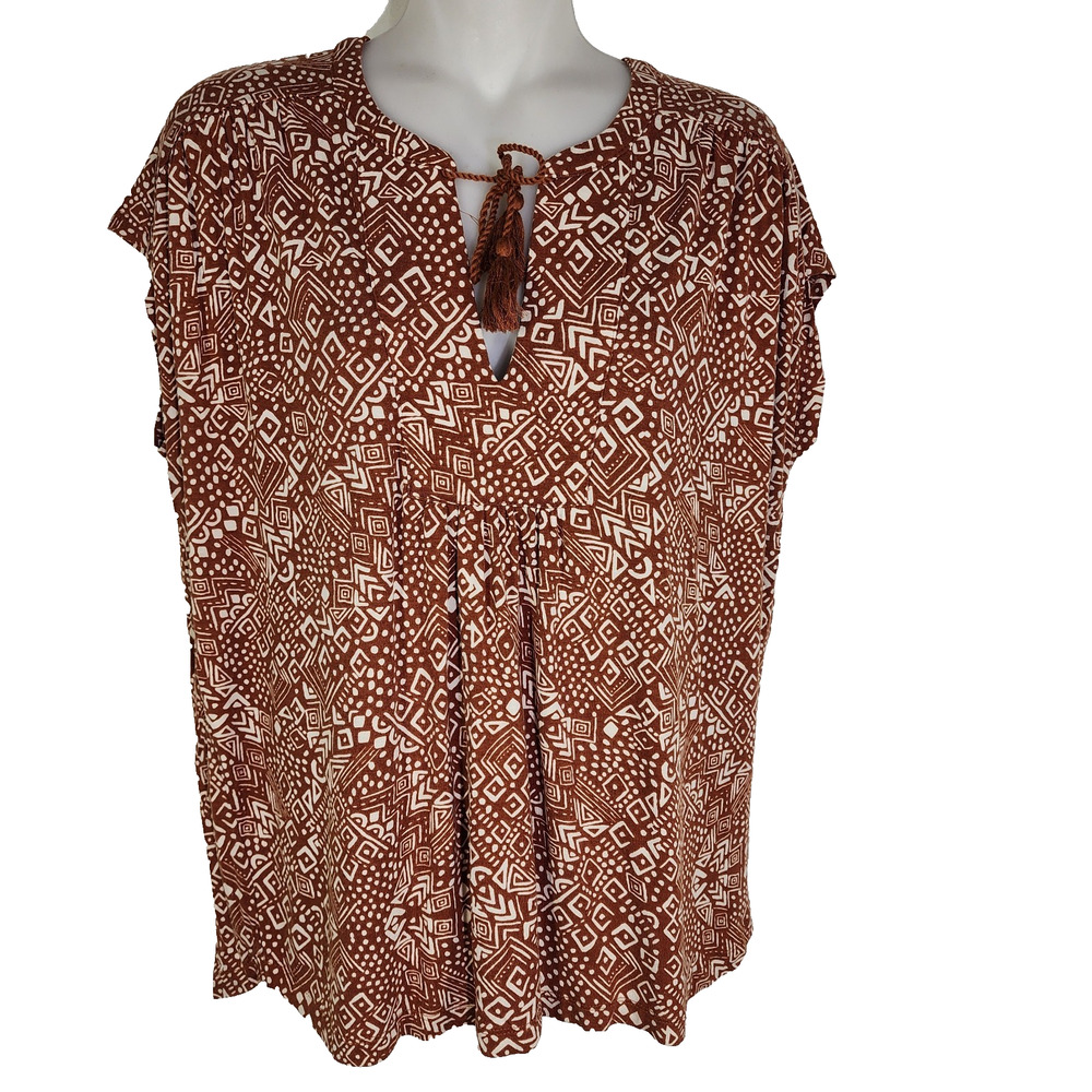 Tahari Women Top Size Large Short Cap Sleeve Tassle V Neck Brown White Geometric